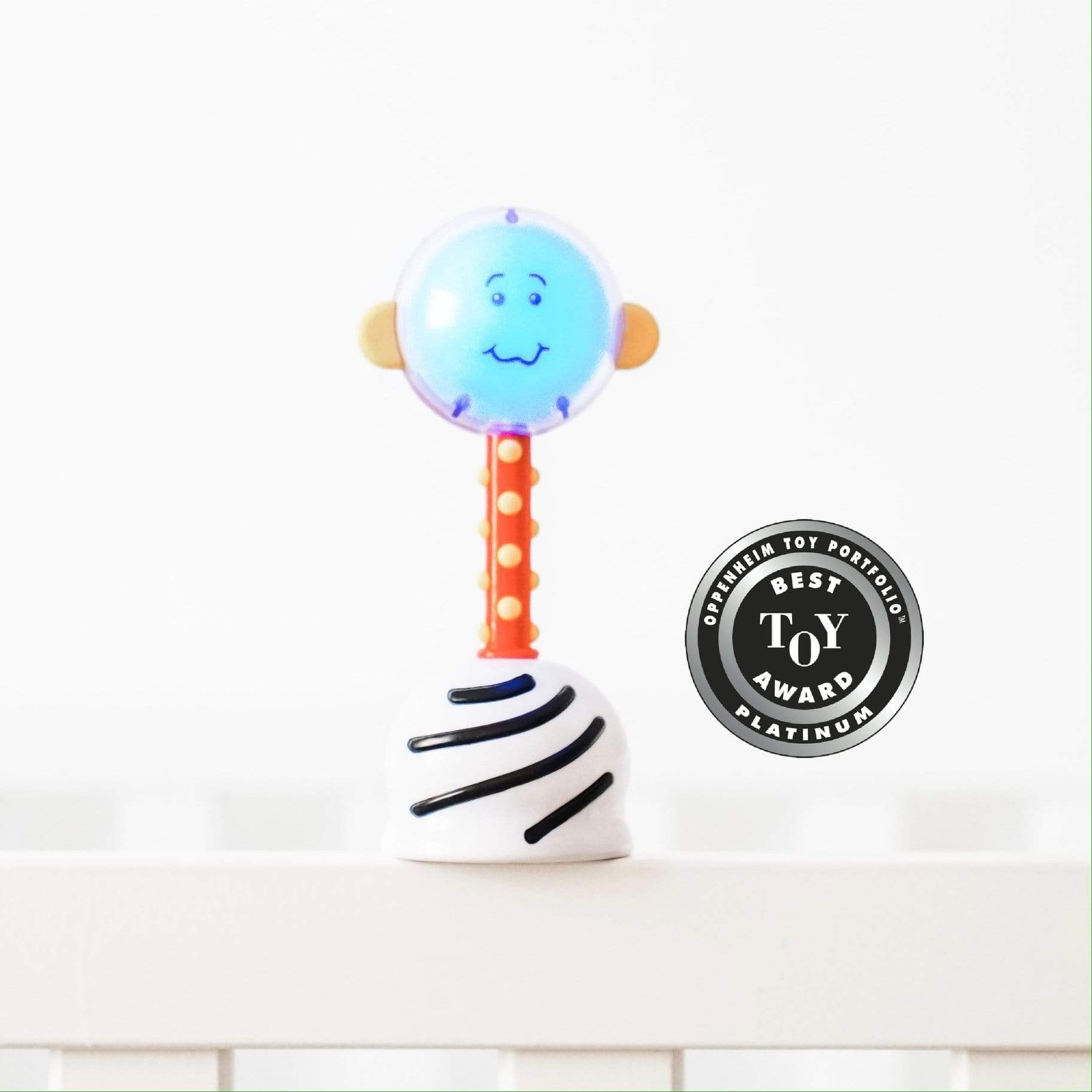 Smartnoggin light hot sale up rattle