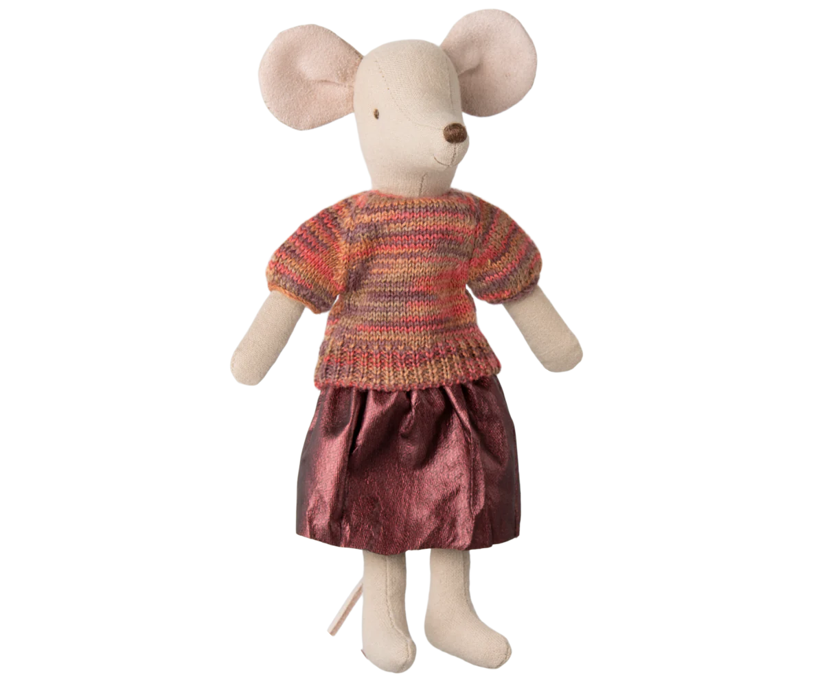 Skirt and knitted blouse, Mum mouse