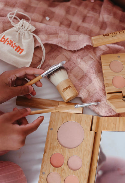 Bloom Makeup Kit