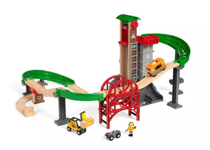 BRIO World Train Set Lift & Load Warehouse Set