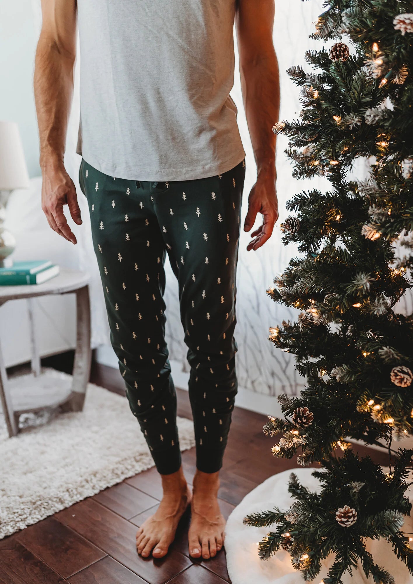 Pine Trees Men's Organic Holiday Jogger & Cap Set