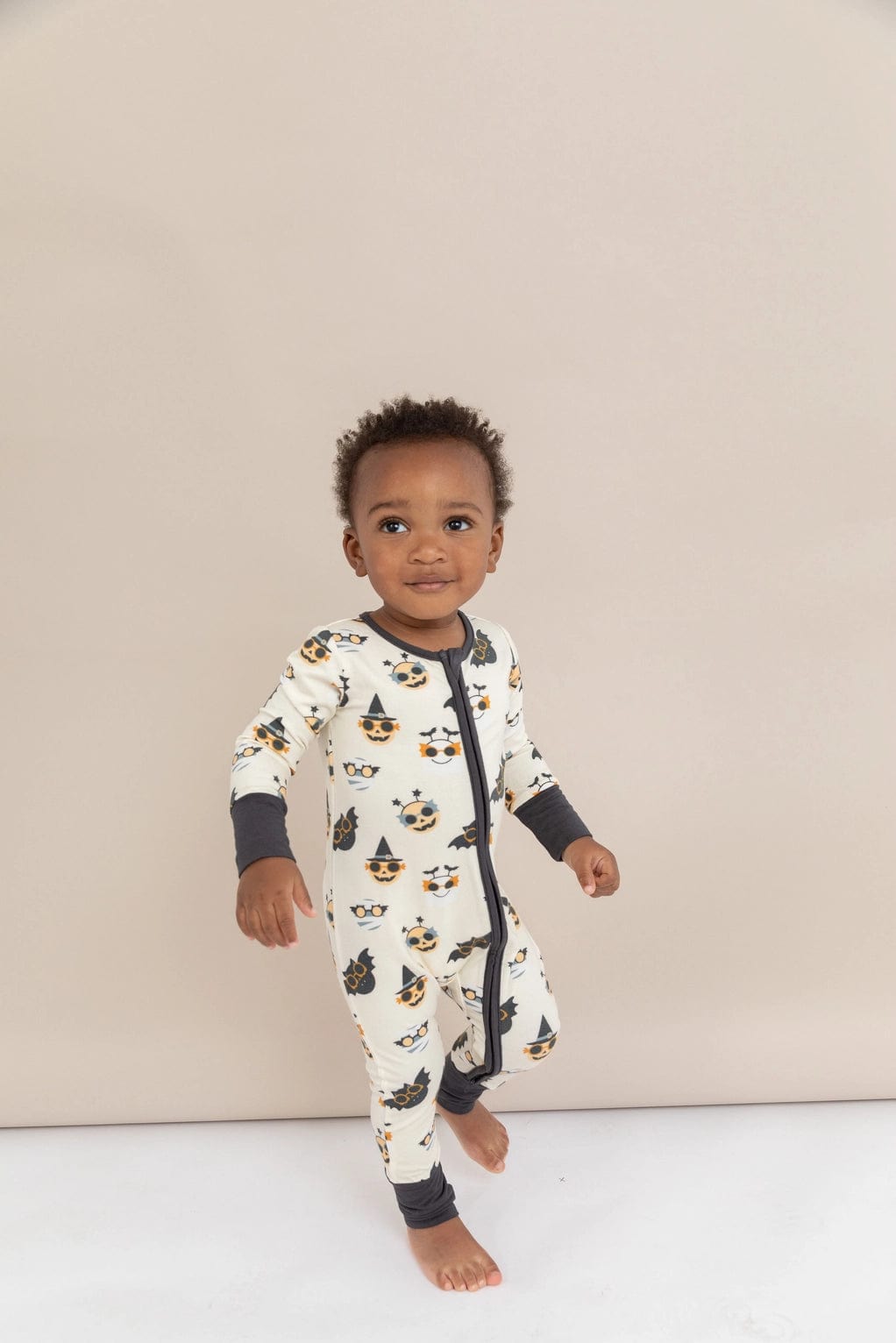 Zip store romper baby