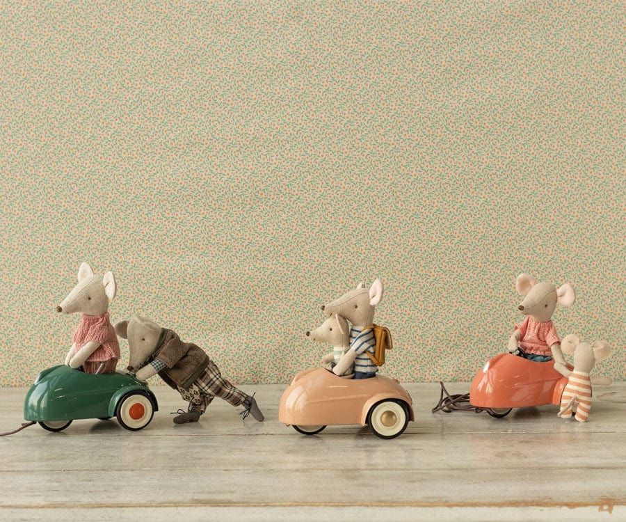 Mouse Car - Dark Green Maileg Lil Tulips