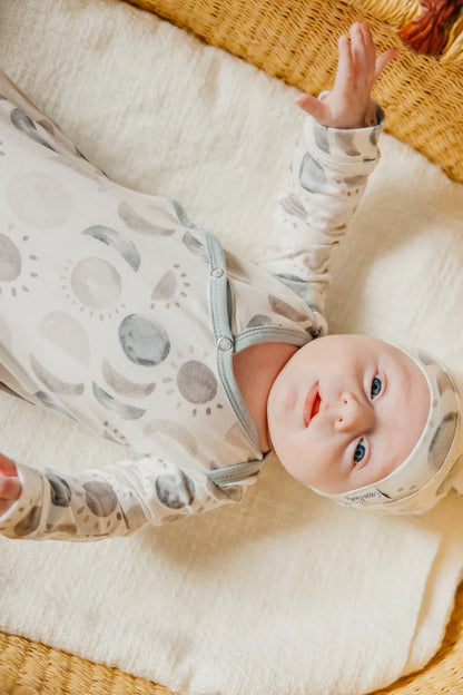 Eclipse Newborn Knotted Gown