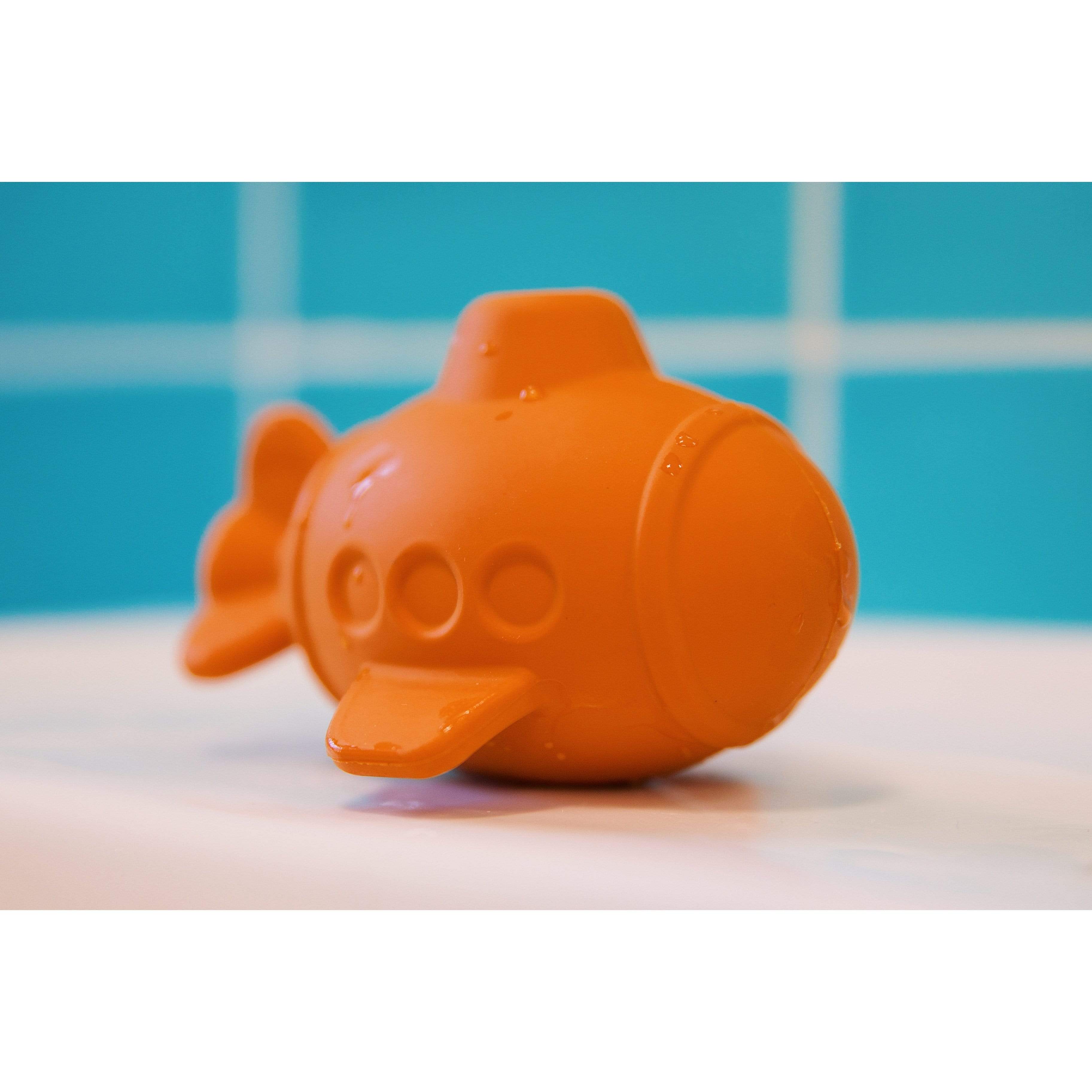 Bathtub best sale submarine toy