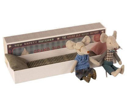 Grandma & Grandpa Mice in Matchbox Maileg Lil Tulips