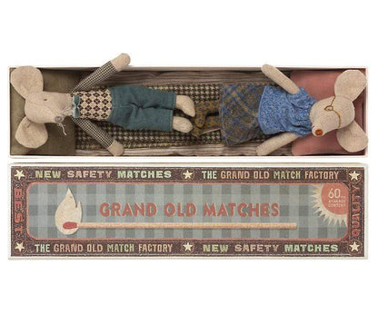 Grandma & Grandpa Mice in Matchbox Maileg Lil Tulips