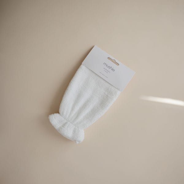 Organic Cotton Bath Mitt 2-Pack (Pearl) Mushie Bath Towels & Washcloths Lil Tulips