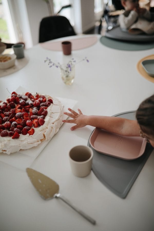 Silicone Place Mat (Planets) Mushie Lil Tulips