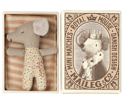 Sleepy/Wakey Baby Mouse in Matchbox - Rose Maileg Lil Tulips